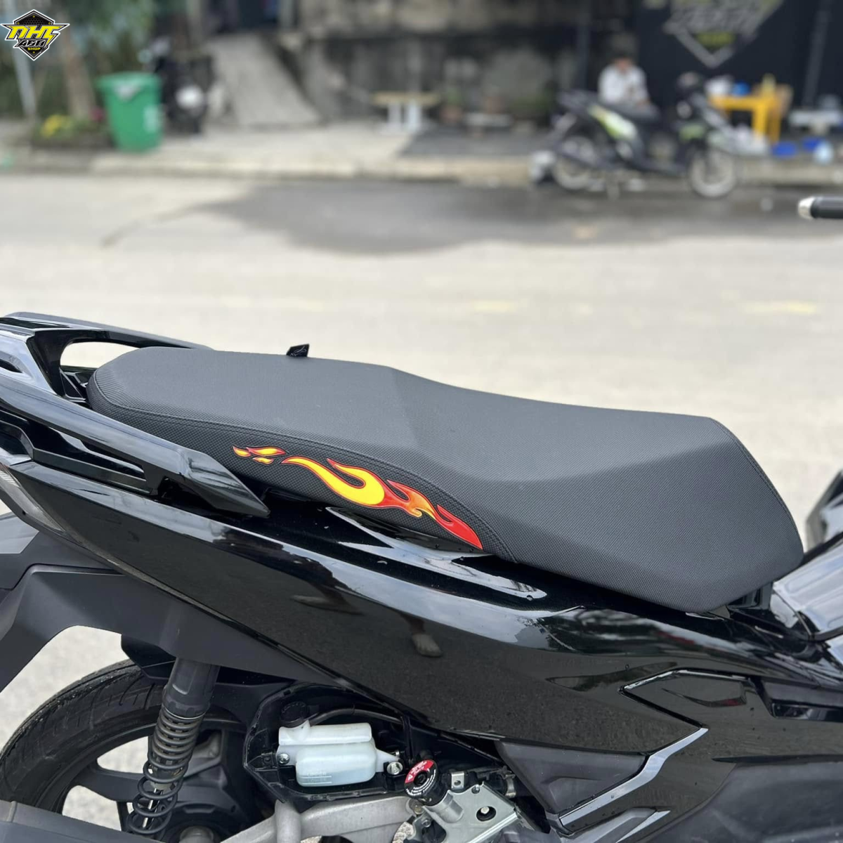 YÊN ADN BỌC DA LỬA ĐỎ GỌT 2 TẦNG MÚT ZIN AB4VAL