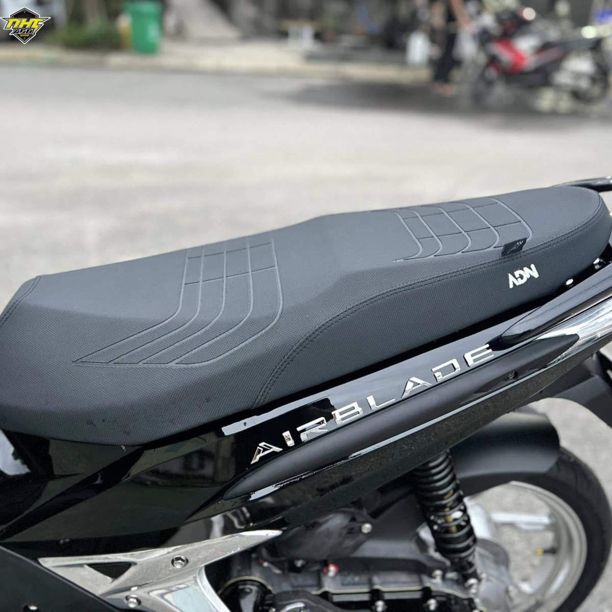 YÊN ADN CHỈ ĐEN GỌT 2 TẦNG THAY MÚT MỚI BỌC DA XƯƠNG CÁ AB110