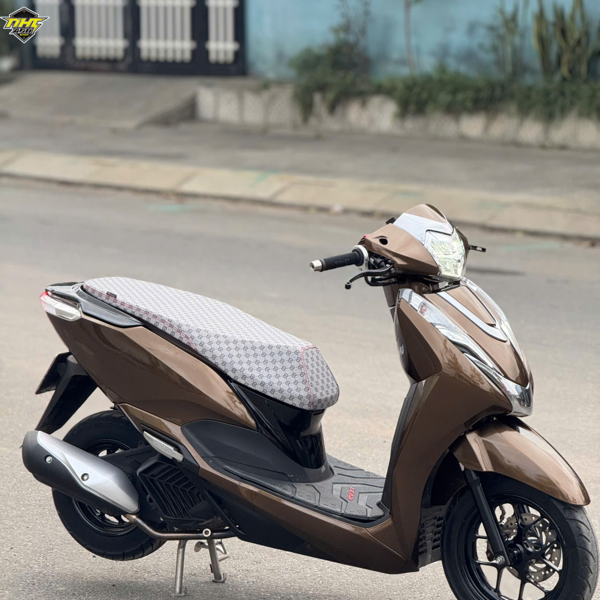 DỌN XE LEAD