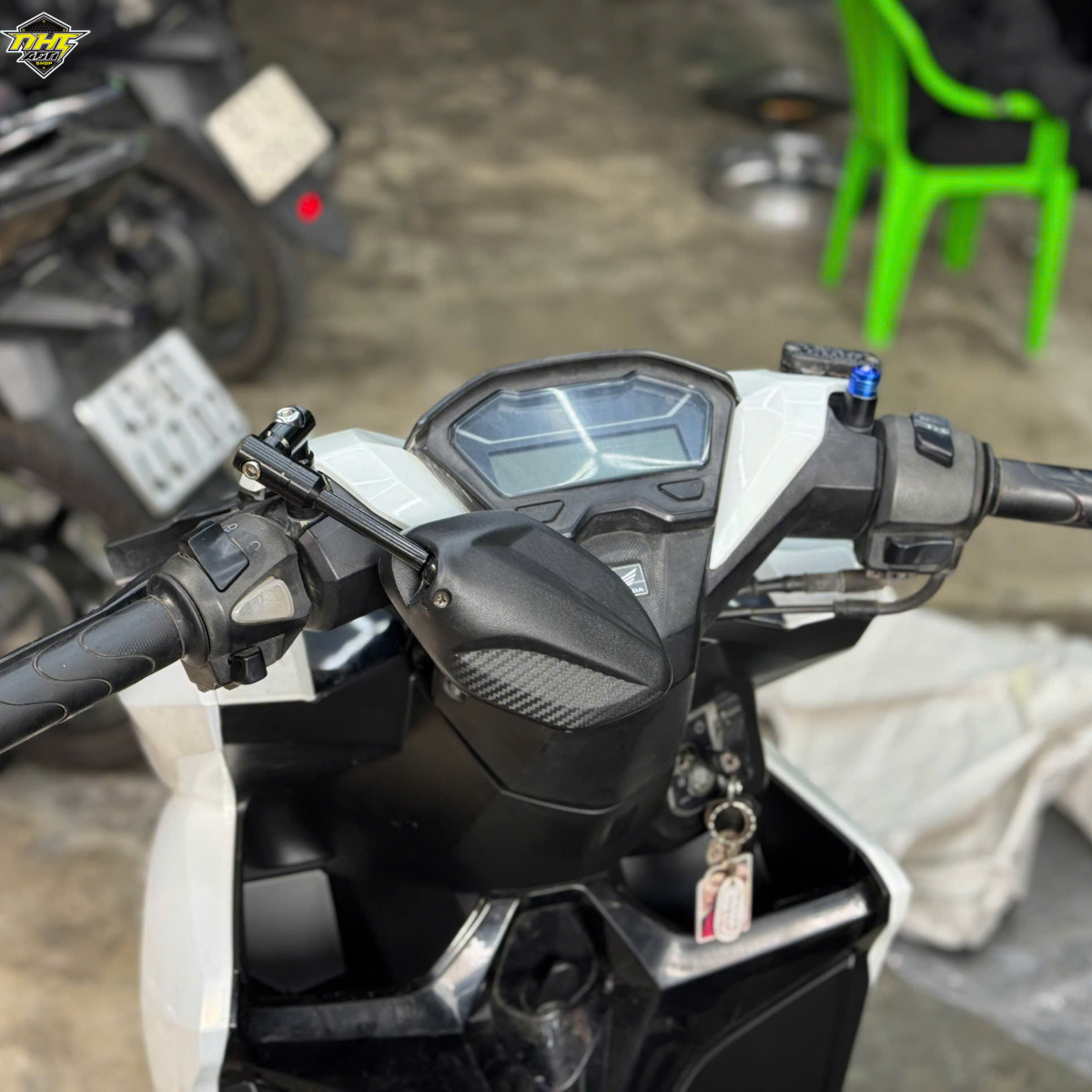 KÍNH AB GẬP RA VÀO