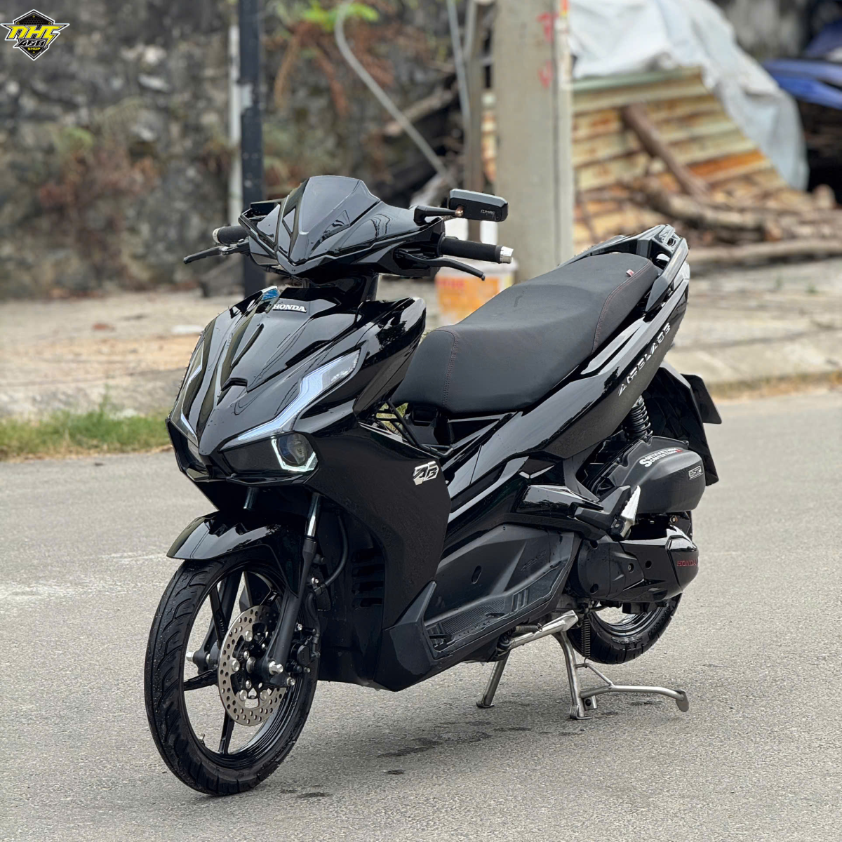 AB2020 SƠN FULL ĐEN BÓNG