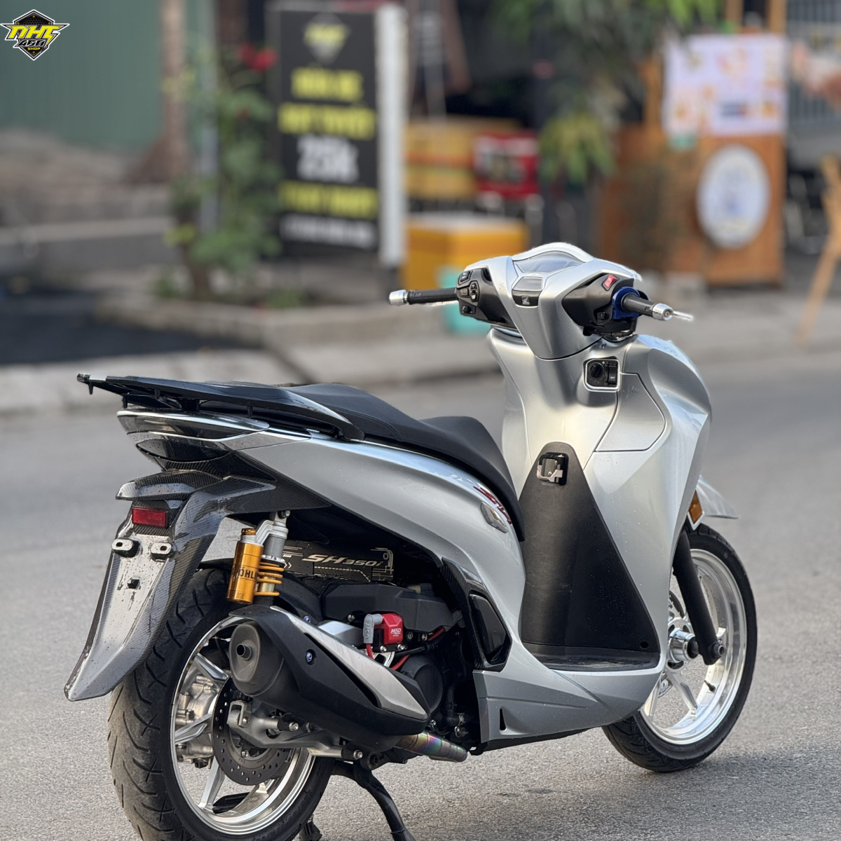 XE HONDA SH350I SƠN ÁO BẠC POCHER 