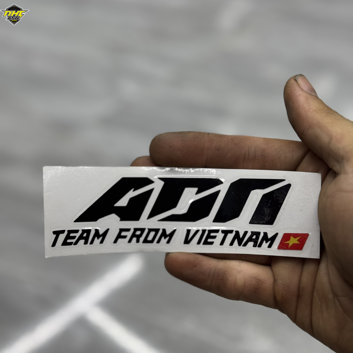 TEM MINI ADN ĐEN BÓNG (7CM)